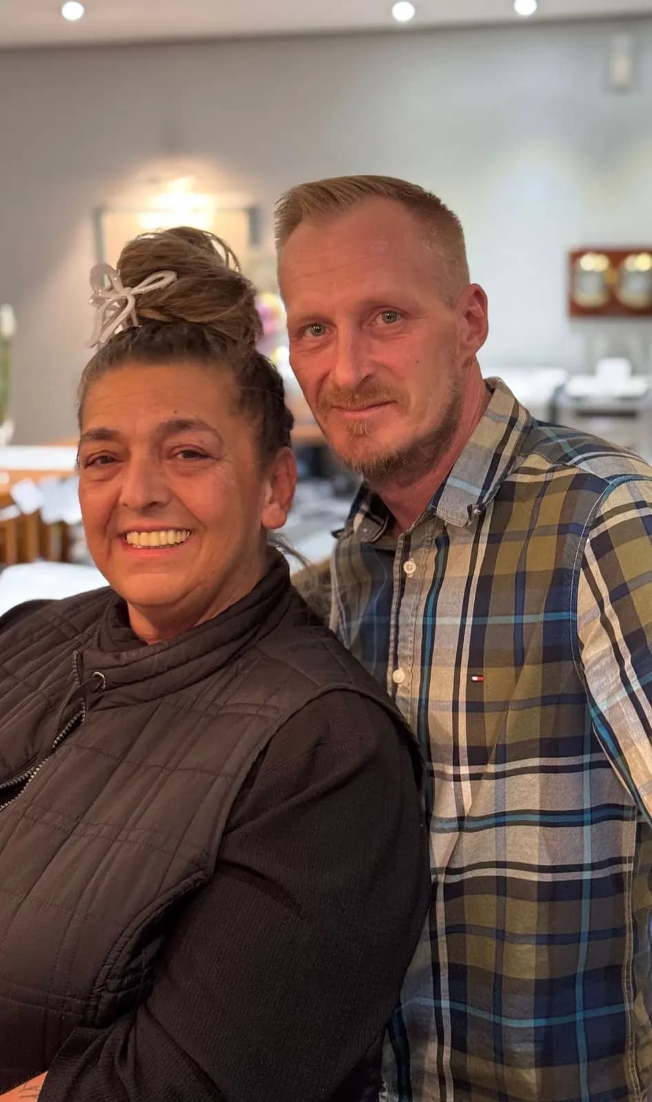 Jessi und Thomas, die Gastgeber im Restaurant Weserblick